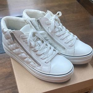 Steve Madden Gryphon-Q Sneakers Sz 8.5